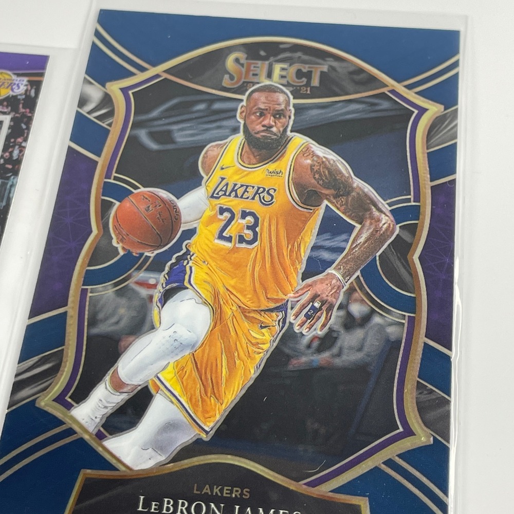LeBron James Lakers Panini Prizm Get Hyped & Select Concourse Card Lot 2pc - Picture 2 of 4